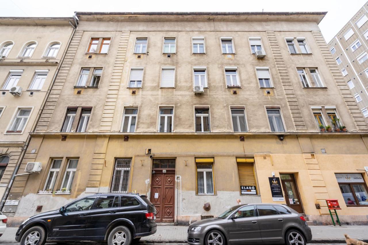 Bpr Lore Studio Au Danube Budapest Kültér fotó